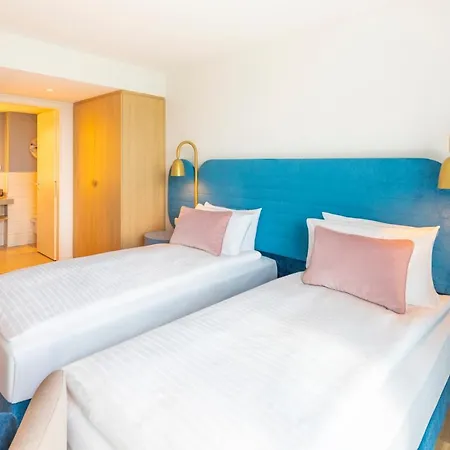 Capri By Fraser Aparthotel