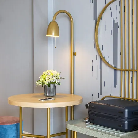 Capri By Fraser Apartahotel 4*