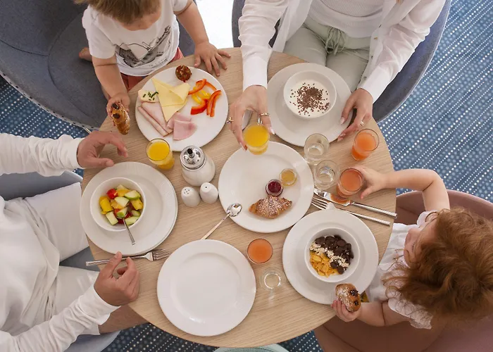 Capri By Fraser מלון דירות