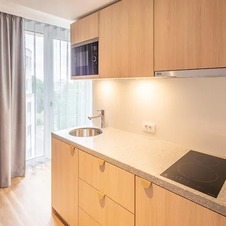 Capri By Fraser Leipzig