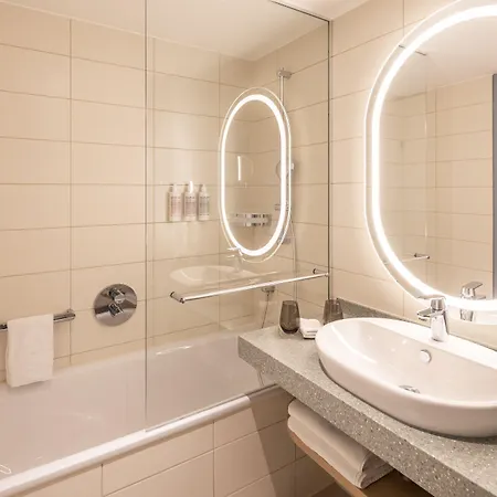 Capri By Fraser Aparthotel 4*