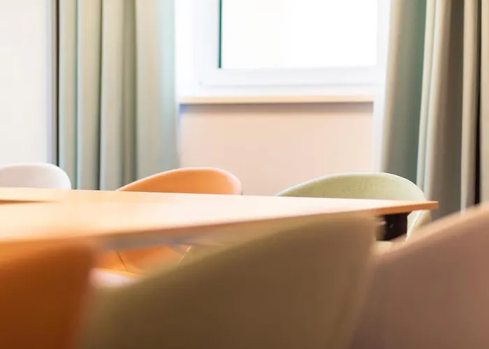 Capri By Fraser Lipsk